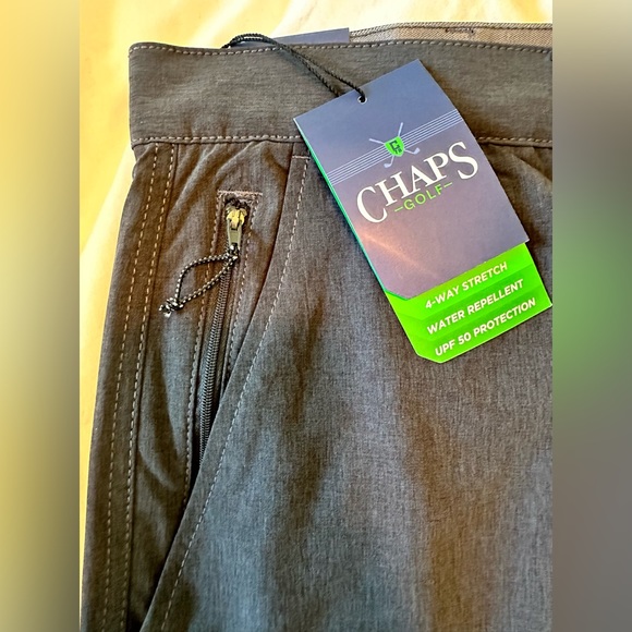 CHAPS NWT Men’s Golf Shorts Size 40 Dark Grey - Picture 9 of 12